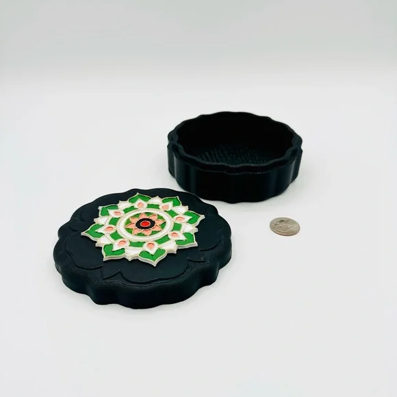 3D Printed and Hand Painted Cloisonné Style Black, Peach, Green Decorative Box - Picture 5 of 5